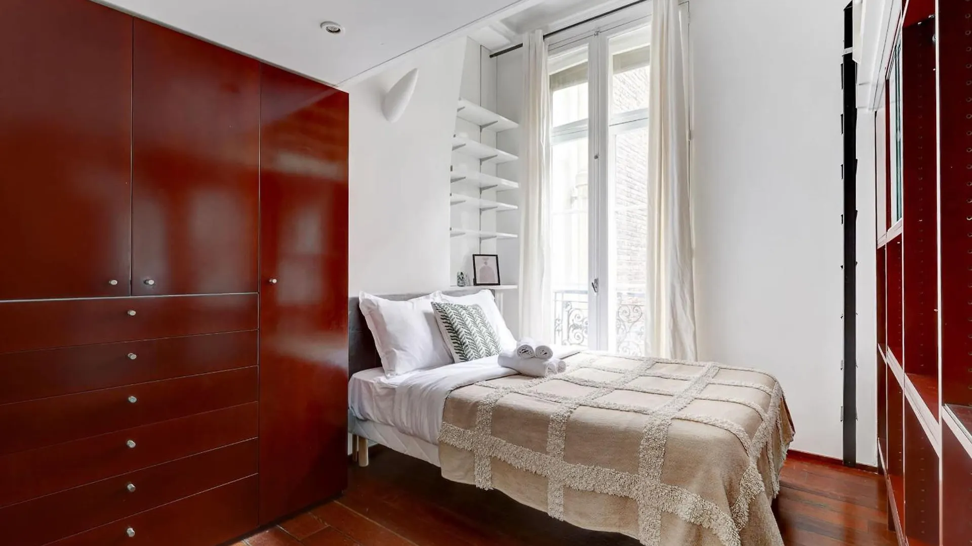 Apartamento Bnbnova - Le Marais & Place De La Republique - 3Br París