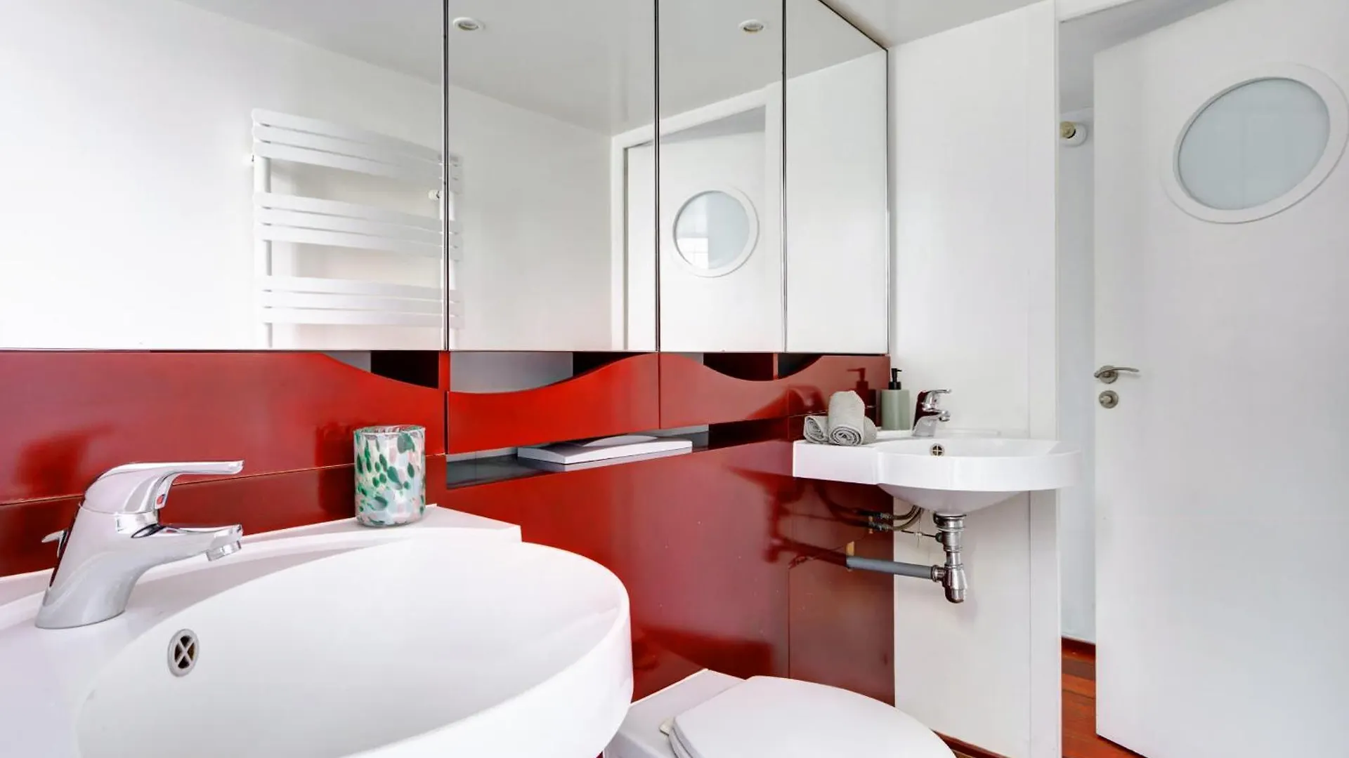 Bnbnova - Le Marais & Place De La Republique - 3Br París 0*,  Francia