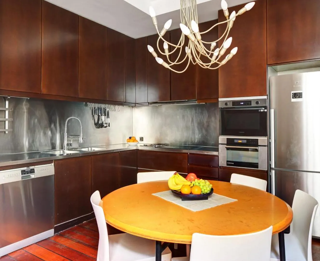 Apartment Bnbnova - Le Marais & Place De La Republique - 3Br Paris France